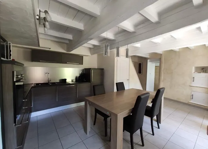 La Petite Maison Neuvecelle - Maison De Village